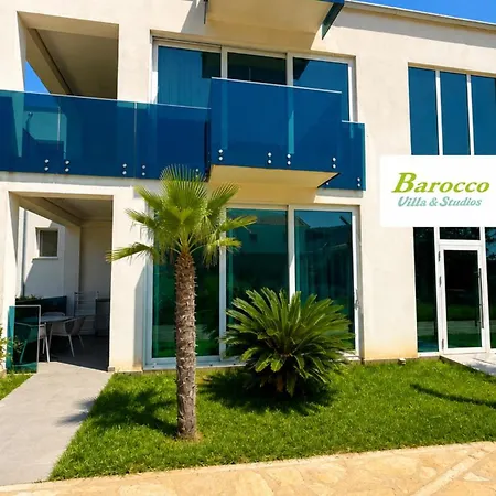 Ξενοδοχείο Barocco & *